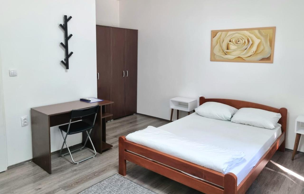 Rooms Villa Luigi Pančevo 외부 사진