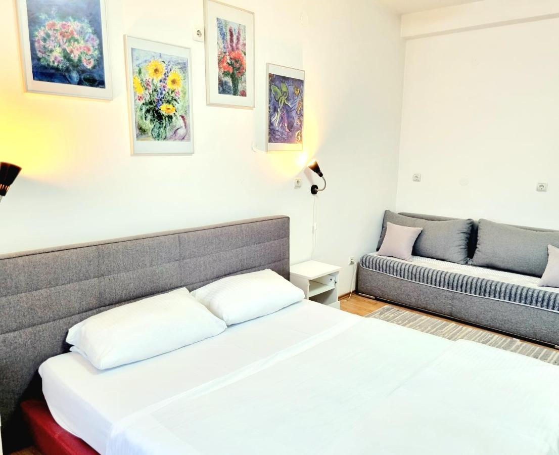 Rooms Villa Luigi Pančevo 외부 사진